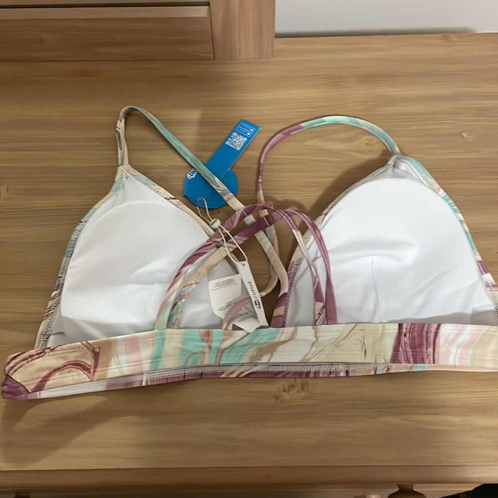 Cupshe Marble Bikini Top 👙 - Picture 3 of 7